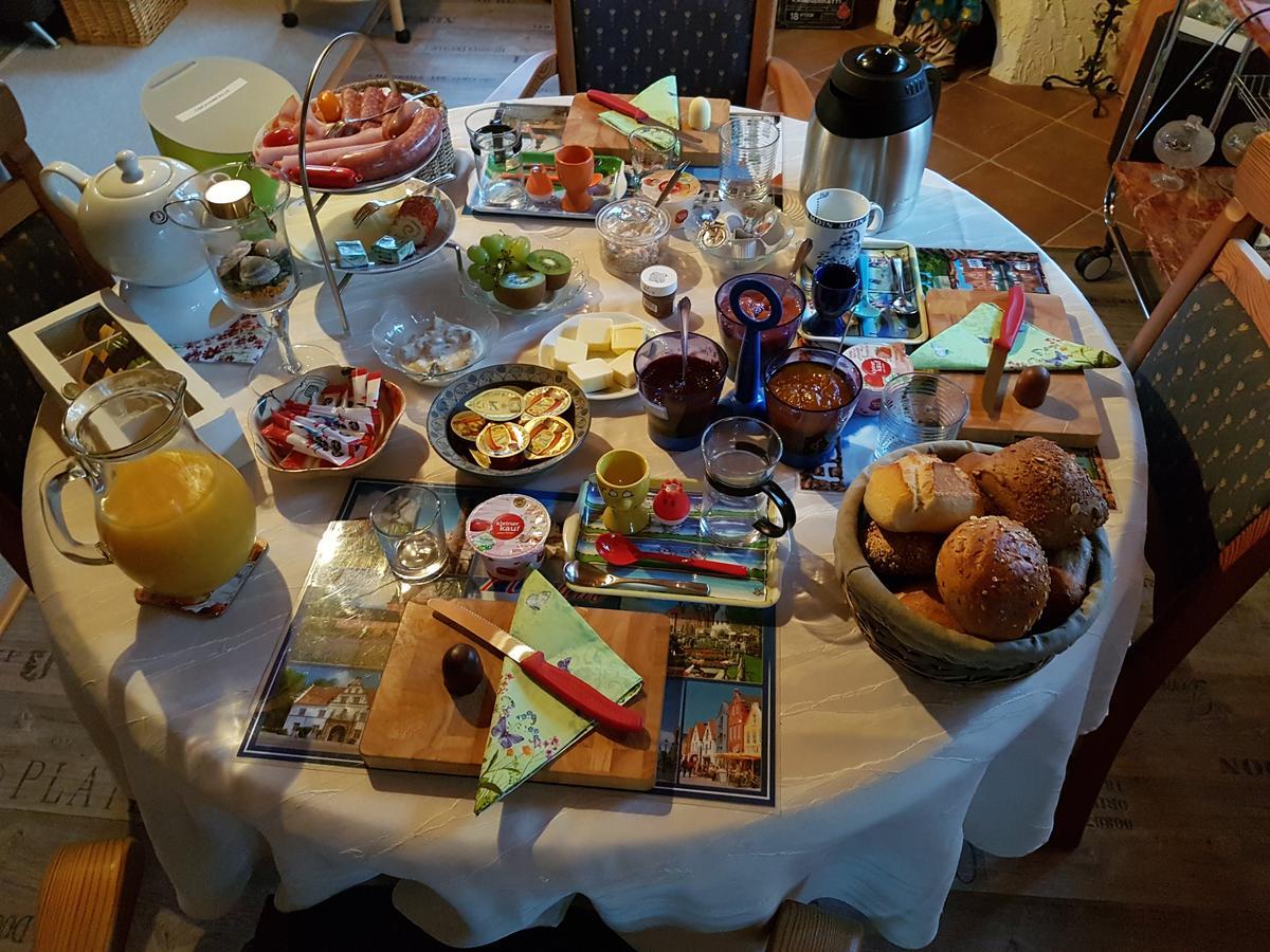 Pension Buetterich Leilighet Husum  Eksteriør bilde
